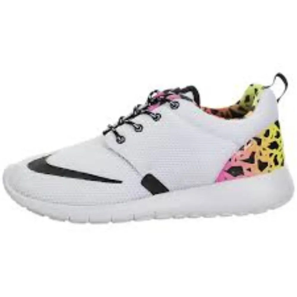 Nike Roshe One FB (GS) Running Trainers